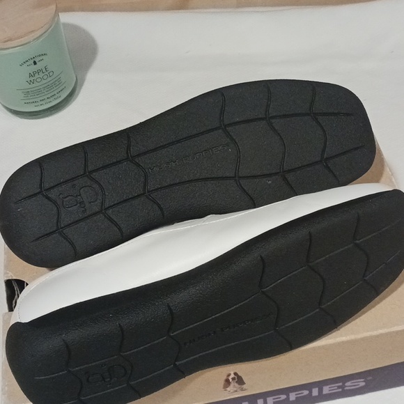 Hush Puppies white leather shoes - Picture 4 of 7